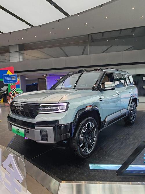 佛山高明区玛雷振企业管理咨询比亚迪方程豹硬派越野的爆款，英菲尼迪35周年与你共成长
